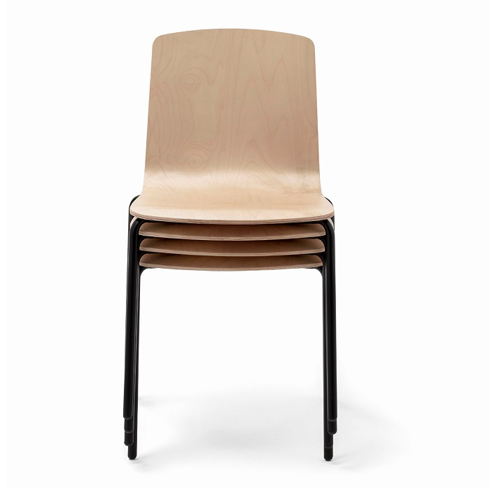 Ghế gỗ ván ép uốn cong với thiết kế tối giản mà vô cùng tiện ích phù hợp với phong cách của nội thất hiện đại