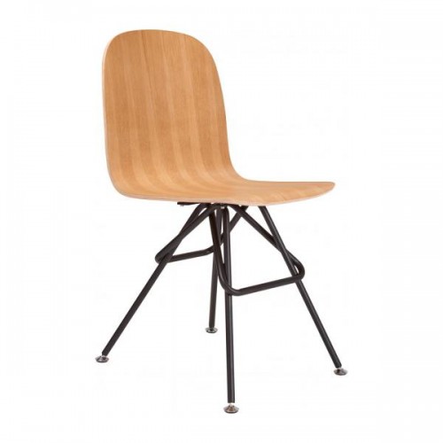 Vẻ đẹp quyến rũ của ghế gỗ uốn cong với thiết kế chân ghế độc đáo